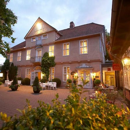 Althoff Hotel Fuerstenhof 첼레 외부 사진 The former railway station