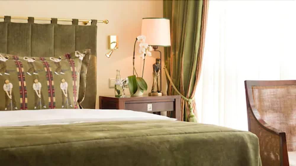 Althoff Hotel Fuerstenhof 첼레 외부 사진 A room at the hotel