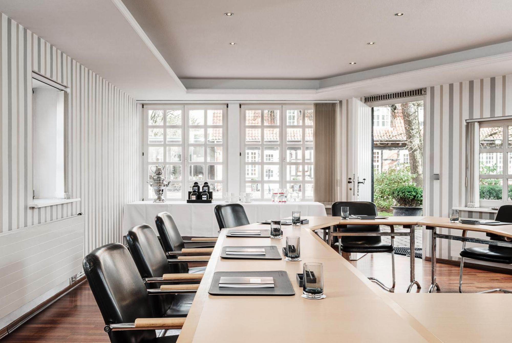 Althoff Hotel Fuerstenhof 첼레 외부 사진 Meeting room