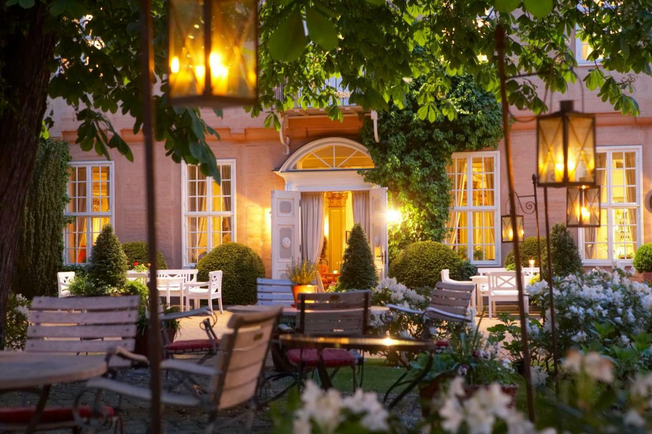 Althoff Hotel Fuerstenhof 첼레 외부 사진 The hotel's garden